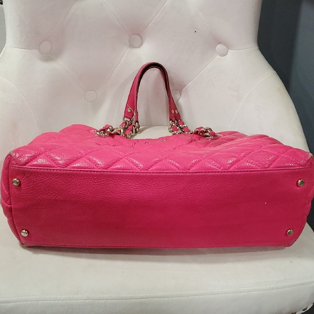 Kate Spade Emerson  Pink Quilted Barbiecore Shoulder Bag with Gold Chain - Picture 3 of 16